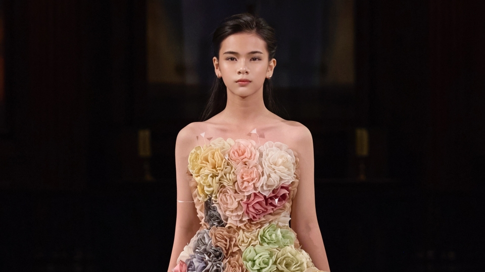 Designer Tran Hung unveils 14th collection at London Fashion Week